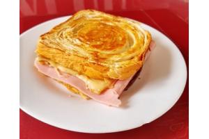 Misto Quente com Presunto e Mussarela