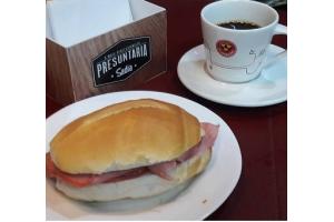 Pão de Sal com Mortadela  Defumada